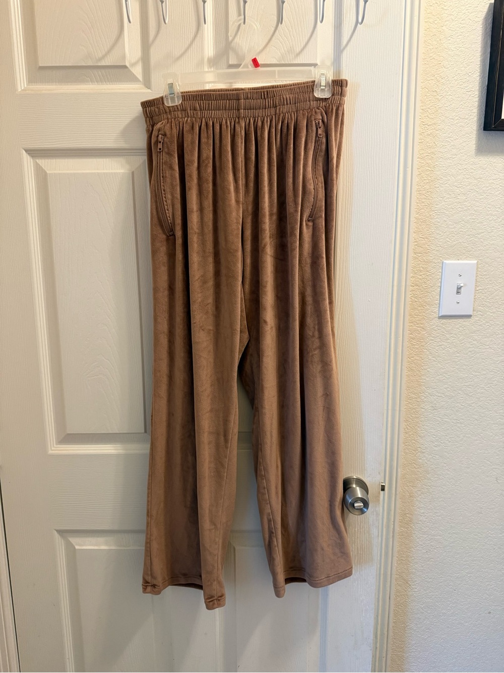 Skims Brown Velour Women’s Pants